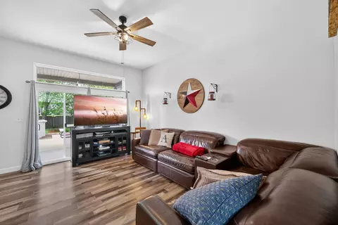 Living - 2209 Carpenter Ave, Plainfield, IL 60586 photo 1 of 2
