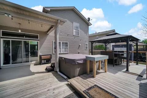 Exterior - 2209 Carpenter Ave, Plainfield, IL 60586 photo 4 of 13