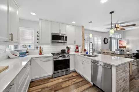 Kitchen - 2209 Carpenter Ave, Plainfield, IL 60586 photo 5 of 5