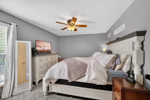 Bedroom - 2209 Carpenter Ave, Plainfield, IL 60586 photo 1 of 2
