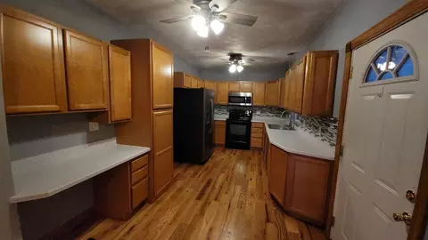 Kitchen - 611 E Snyder St, Davis, IL 61019 photo 1 of 6