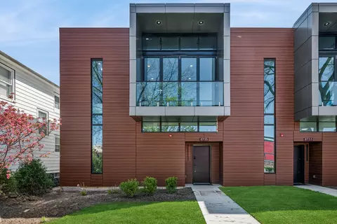 8735 Narragansett Ave, Morton Grove, IL 60053