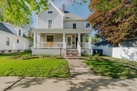 117 W Humiston St, Pontiac, IL 61764