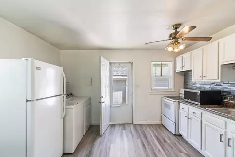 Other - 2049 E Hamilton Ave, Springfield, IL 62702 photo 2 of 4