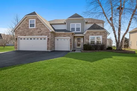 2518 Imgrund Rd, North Aurora, IL 60542