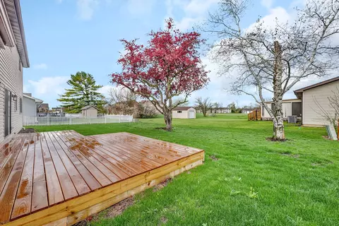 Exterior - 2380 Chestnut Ln, Morris, IL 60450 photo 6 of 8