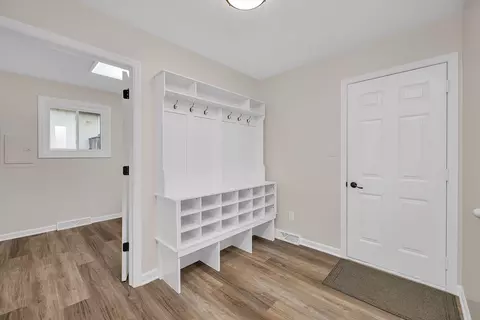 Entry Way - 2380 Chestnut Ln, Morris, IL 60450 photo 2 of 2