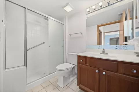 Bath - 1349 E Washington St #310A, Des Plaines, IL 60016 photo 1 of 2