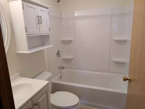 Bath - 26151 W Ingleside Ave, Ingleside, IL 60041 photo 1 of 1