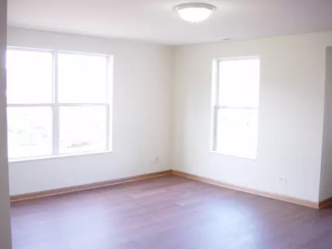 Living - 26151 W Ingleside Ave, Ingleside, IL 60041 photo 5 of 5