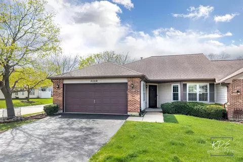 Exterior - 21210 Silktree Cir, Plainfield, IL 60544 photo 2 of 6