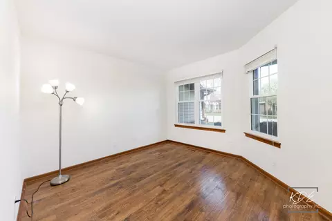 Living - 21210 Silktree Cir, Plainfield, IL 60544 photo 4 of 4