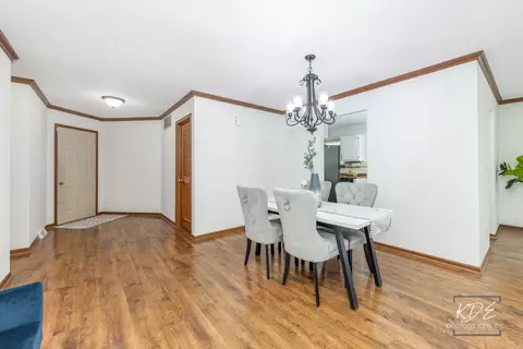 Dining - 21210 Silktree Cir, Plainfield, IL 60544 photo 1 of 3