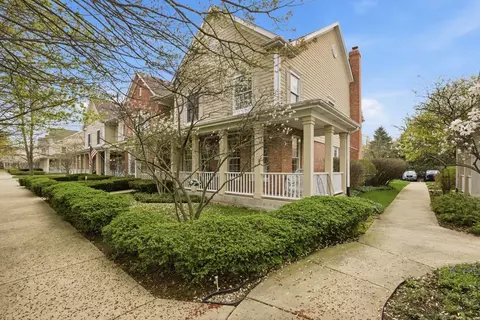 4359 Canterbury Ct, Saint Charles, IL 60174