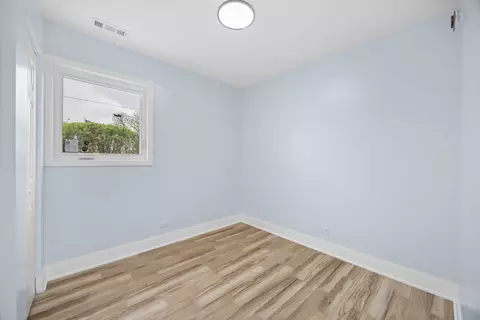 Bedroom - 1415 N Taft Ave, Berkeley, IL 60163 photo 3 of 3