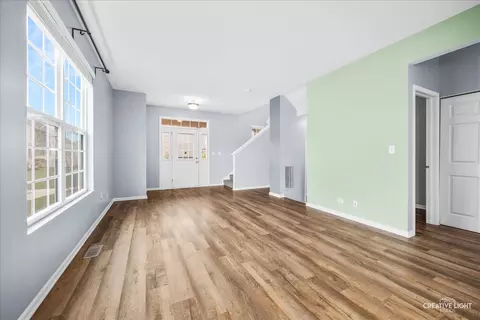 3618 Hyde Park Ct, Elgin, IL 60124 photo 8