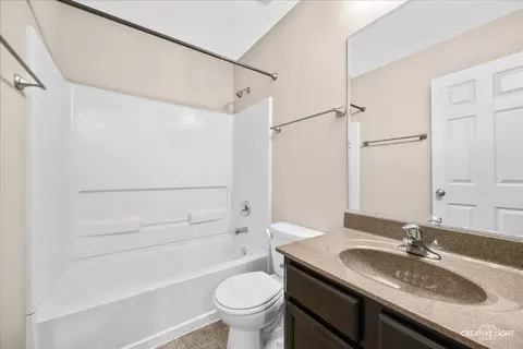 3618 Hyde Park Ct, Elgin, IL 60124 photo 16