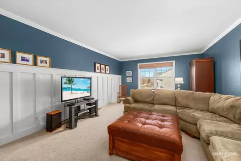 Living - 232 Loradale Rd, Oswego, IL 60543 photo 5 of 6