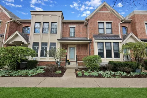 18 Meacham Ave, Park Ridge, IL 60068