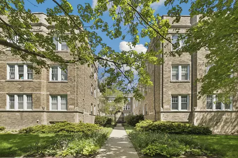 723 Reba Pl #2N, Evanston, IL 60202