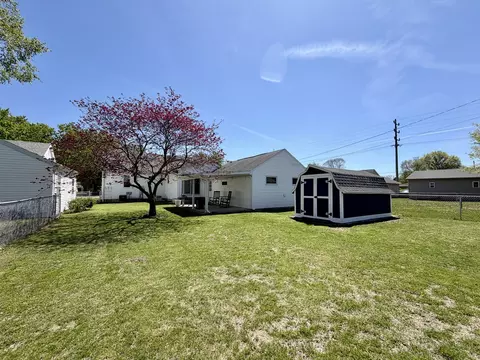 Exterior - 1409 S 14th St, Mattoon, IL 61938 photo 11 of 13