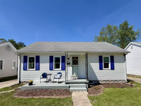 Exterior - 1409 S 14th St, Mattoon, IL 61938 photo 4 of 13