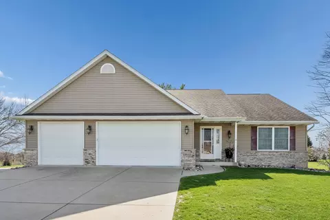 6112 34th Avenue A Ct, Moline, IL 61265