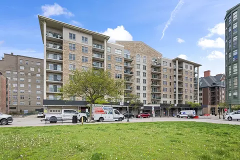 200 W Campbell St #502, Arlington Heights, IL 60005