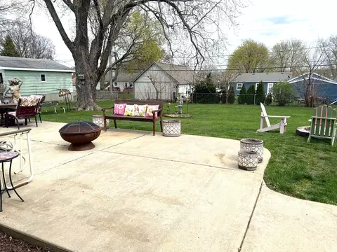 Exterior - 121 N Marion Ave, Bartlett, IL 60103 photo 6 of 6