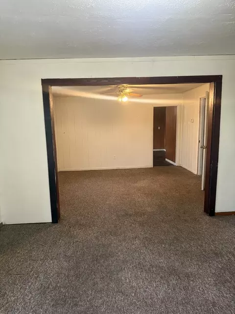 Living - 312 E 11th St, Georgetown, IL 61846 photo 2 of 4