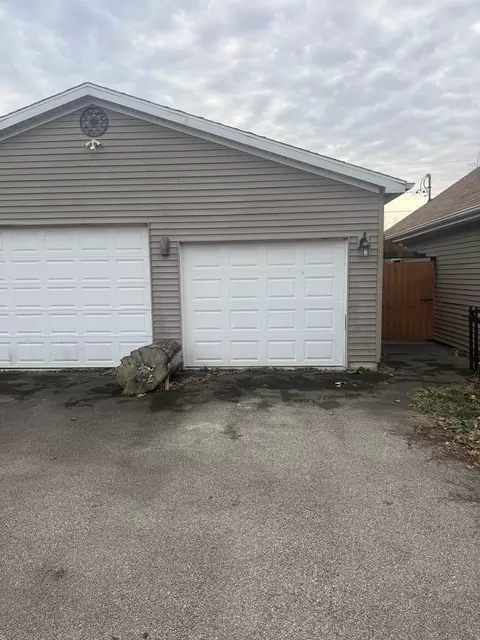 Other - 312 E 11th St, Georgetown, IL 61846 photo 7 of 8