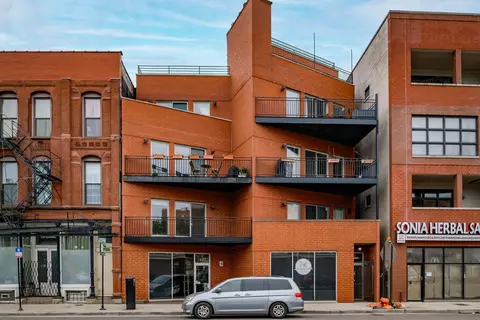 1621 W North Ave #2E, Chicago, IL 60622
