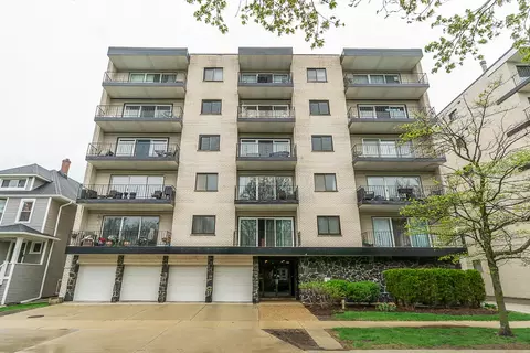 227 Elgin Ave #3A, Forest Park, IL 60130