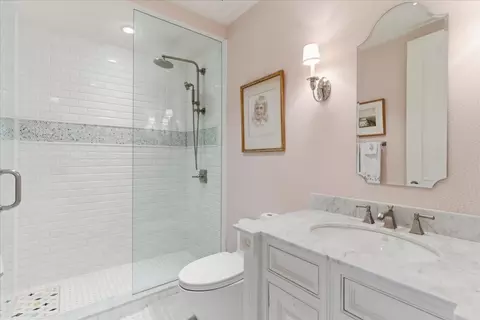 Bath - 159 E Walton Pl #5B, Chicago, IL 60611 photo 4 of 4
