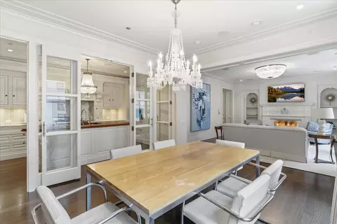 Dining - 159 E Walton Pl #5B, Chicago, IL 60611 photo 2 of 3