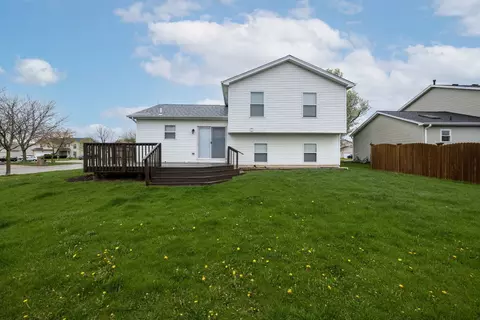 Exterior - 1500 Green Trails Dr, Plainfield, IL 60586 photo 4 of 4