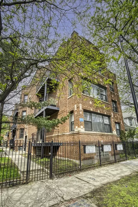 Undisclosed, Chicago, IL 60640