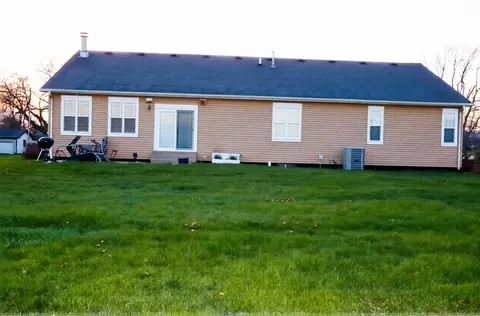Other - 306 S Third St, Ashkum, IL 60911 photo 2 of 18