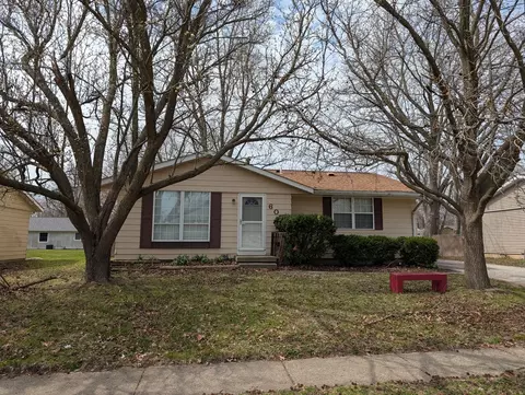 607 Castleton, Champaign, IL 61821