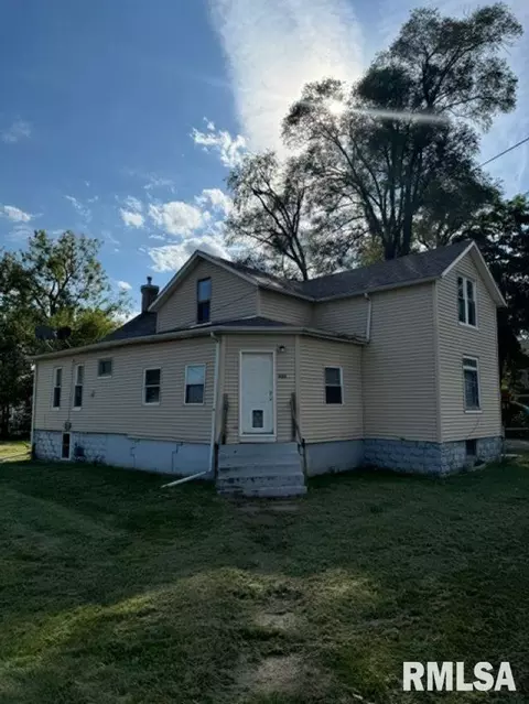 604 W 2nd Ave, Milan, IL 61264