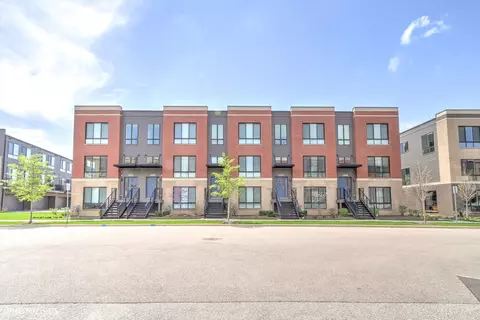 1271 Catalina Ct, Schaumburg, IL 60173