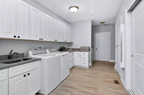 Other - 669 E Byron Ave, Addison, IL 60101 photo 5 of 7