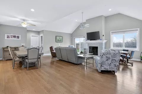Other - 669 E Byron Ave, Addison, IL 60101 photo 1 of 7