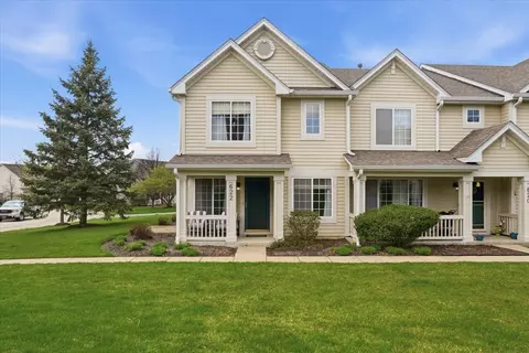 622 Key Largo Dr #622, Fox Lake, IL 60020