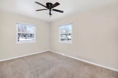 Bedroom - 86 Circle Dr E, Montgomery, IL 60538 photo 2 of 3