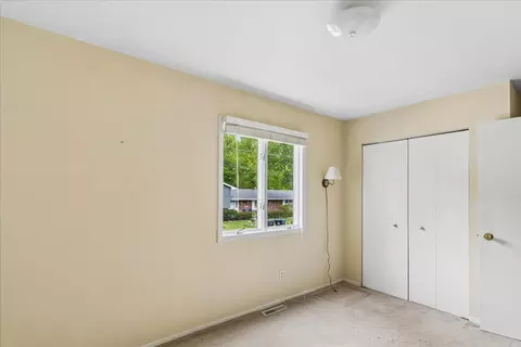 Bedroom - 1631 Park St, Mchenry, IL 60050 photo 1 of 7