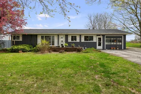 216 N Harlan St, Neponset, IL 61345