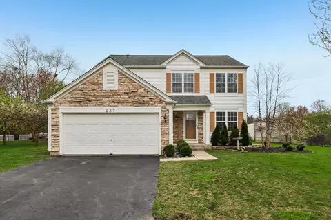257 Indian Ridge Ln SE, Lake Villa, IL 60046