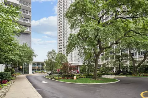 4250 N Marine Dr #2836, Chicago, IL 60613