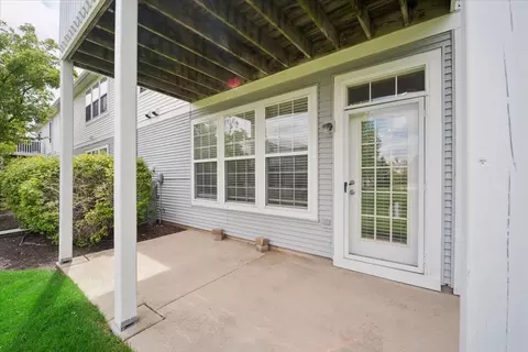 Exterior - 2616 Christie Dr, Algonquin, IL 60102 photo 3 of 4